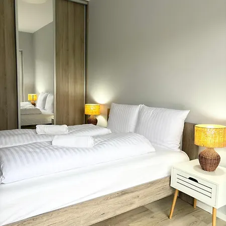 Apartment The Grand Martini - Family & Work Space - 2 Bedrooms, 2 Bathrooms, 2 Parking Places - Twoja Przestrzen Dla Rodzin I Biznesu - Everything Need For Work And Family Comfort *