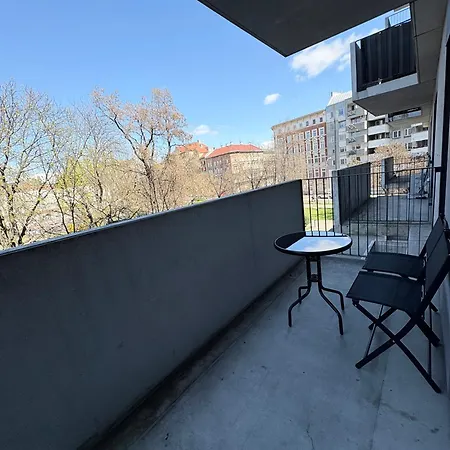 The Grand Martini - Family & Work Space - 2 Bedrooms, 2 Bathrooms, 2 Parking Places - Twoja Przestrzen Dla Rodzin I Biznesu - Everything Need For Work And Family Comfort Wroclaw