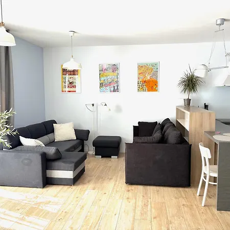 The Grand Martini - Family & Work Space - 2 Bedrooms, 2 Bathrooms, 2 Parking Places - Twoja Przestrzen Dla Rodzin I Biznesu - Everything Need For Work And Family Comfort Apartment *