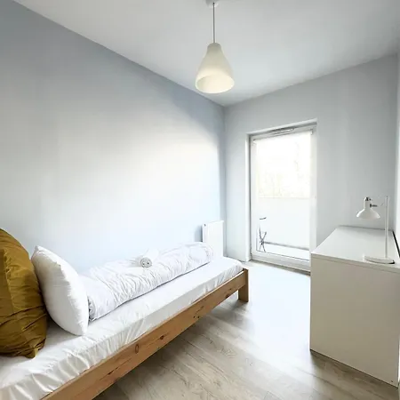 The Grand Martini - 2 Bedrooms, 2 Bathrooms, 2 Parking Places - Wroapart