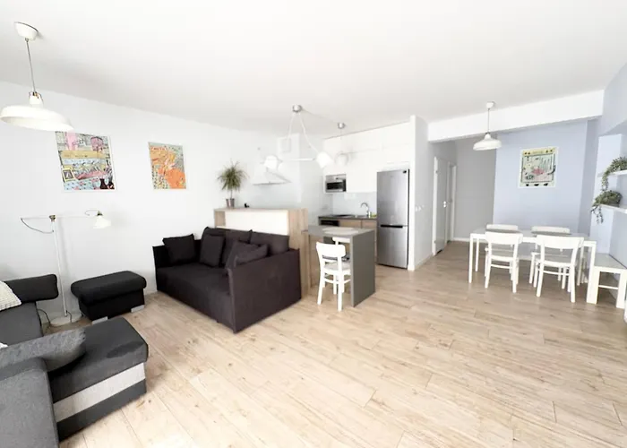 The Grand Martini - 2 Bedrooms, 2 Bathrooms, 2 Parking Places - Wroapart